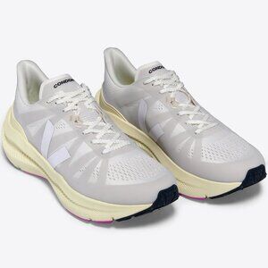 Veja Condor 3 Engineered - Mesh Full White - NEW IN BOX!